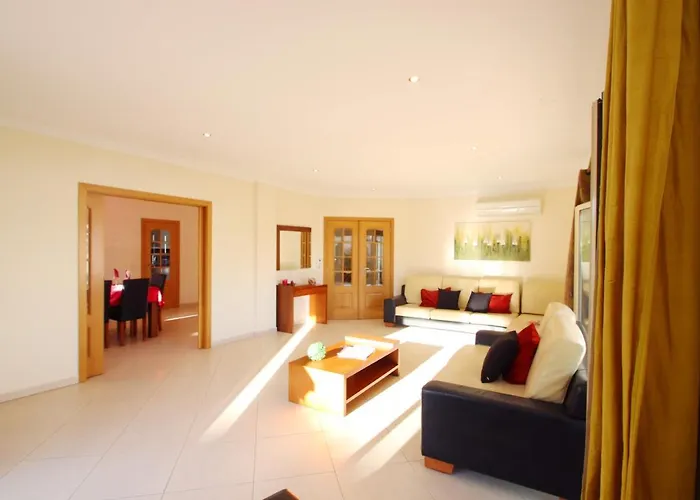 Pauline By Algarve Vacation * アルブフェイラ