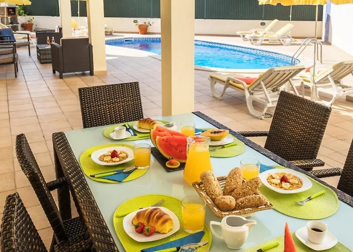 Pauline By Algarve Vacation * アルブフェイラ