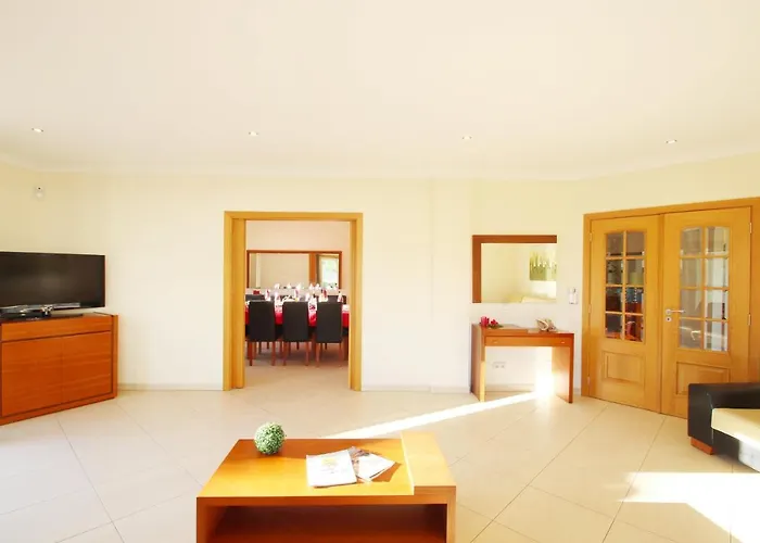 Pauline By Algarve Vacation * アルブフェイラ