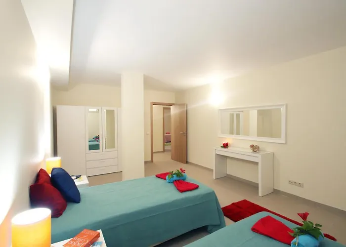 Pauline By Algarve Vacation アルブフェイラ